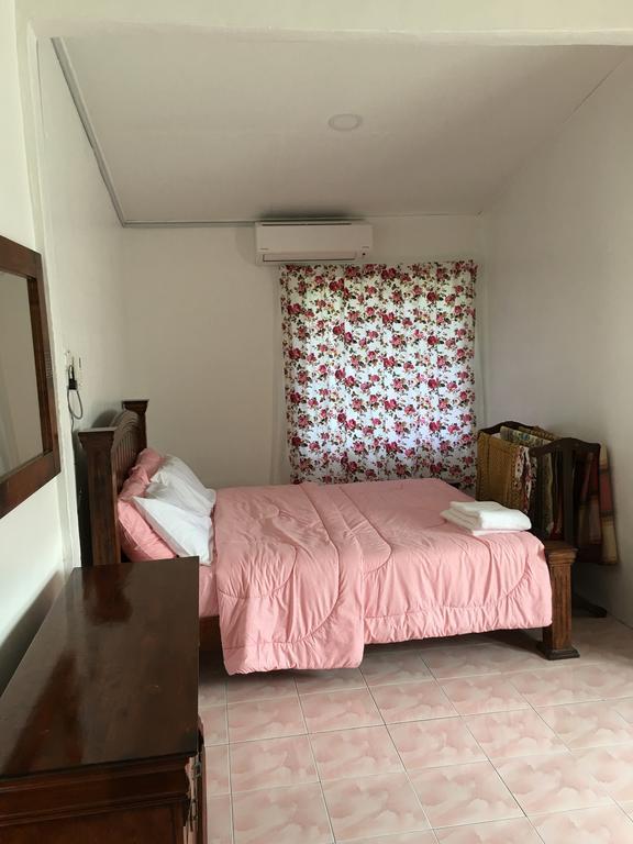 Sri Massa Homestay Batu Pahat Kültér fotó